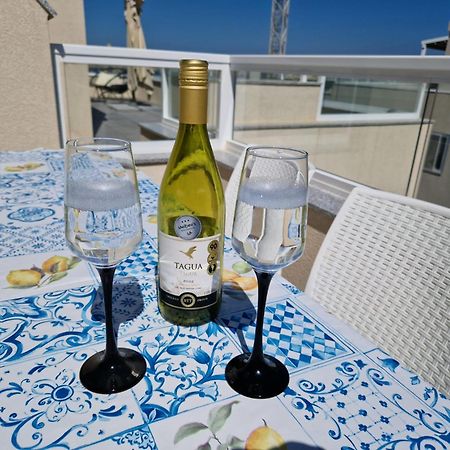 Sea View New Penthouse Terrace & Garage Parking Apartment St. Paul's Bay Ngoại thất bức ảnh