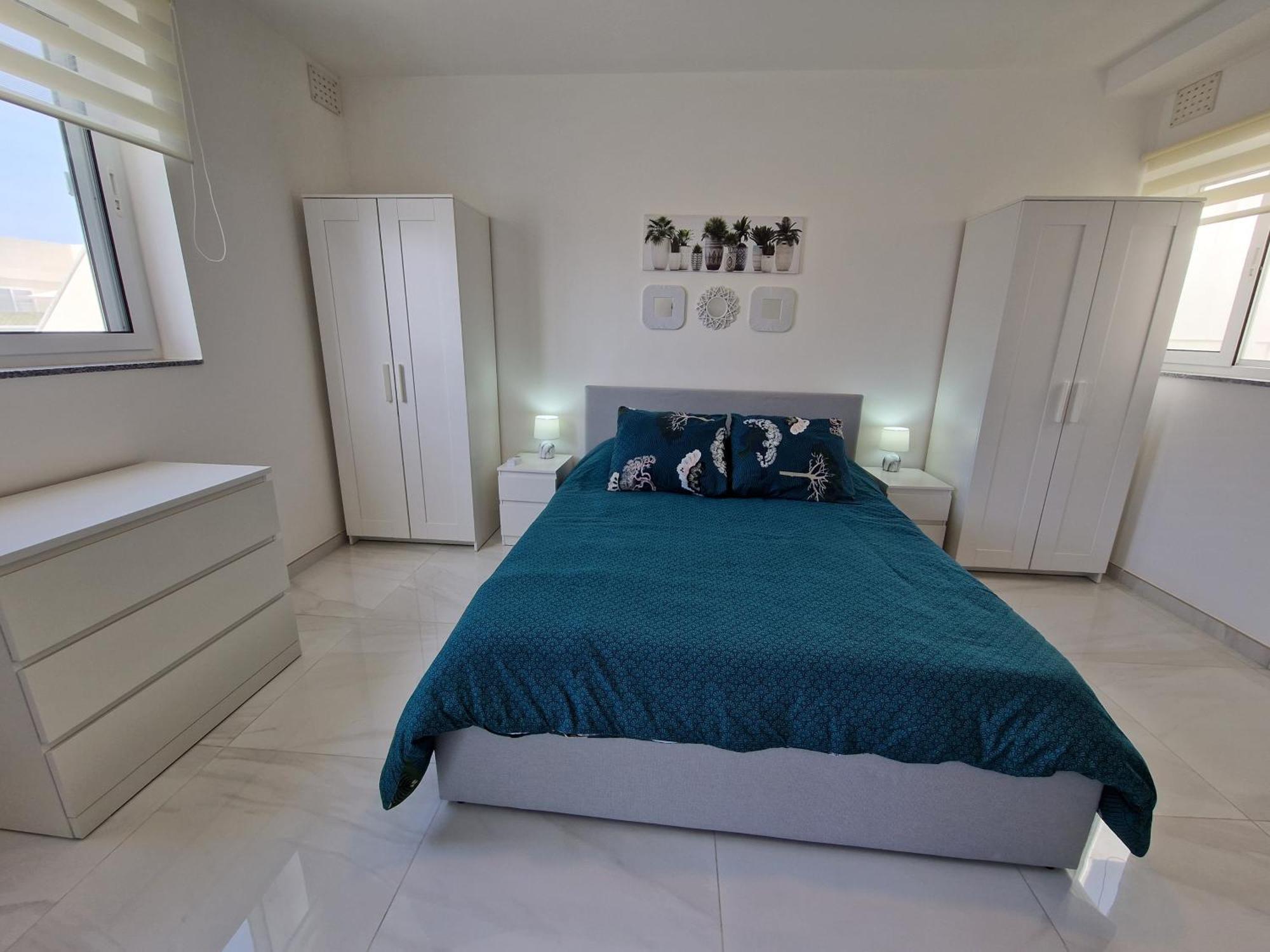 Sea View New Penthouse Terrace & Garage Parking Apartment St. Paul's Bay Ngoại thất bức ảnh