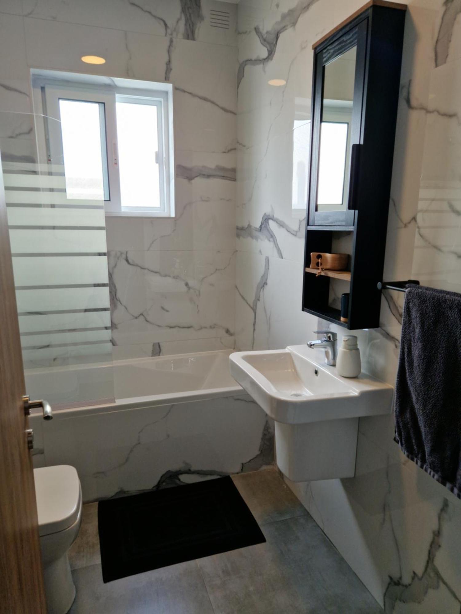 Sea View New Penthouse Terrace & Garage Parking Apartment St. Paul's Bay Ngoại thất bức ảnh