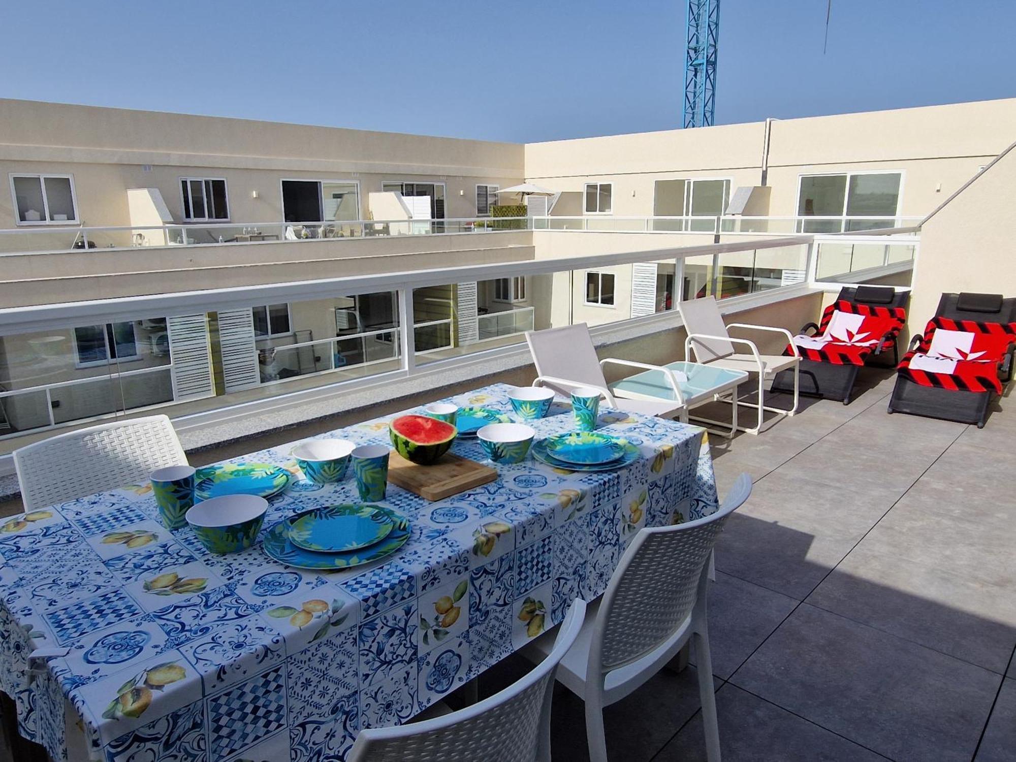 Sea View New Penthouse Terrace & Garage Parking Apartment St. Paul's Bay Ngoại thất bức ảnh