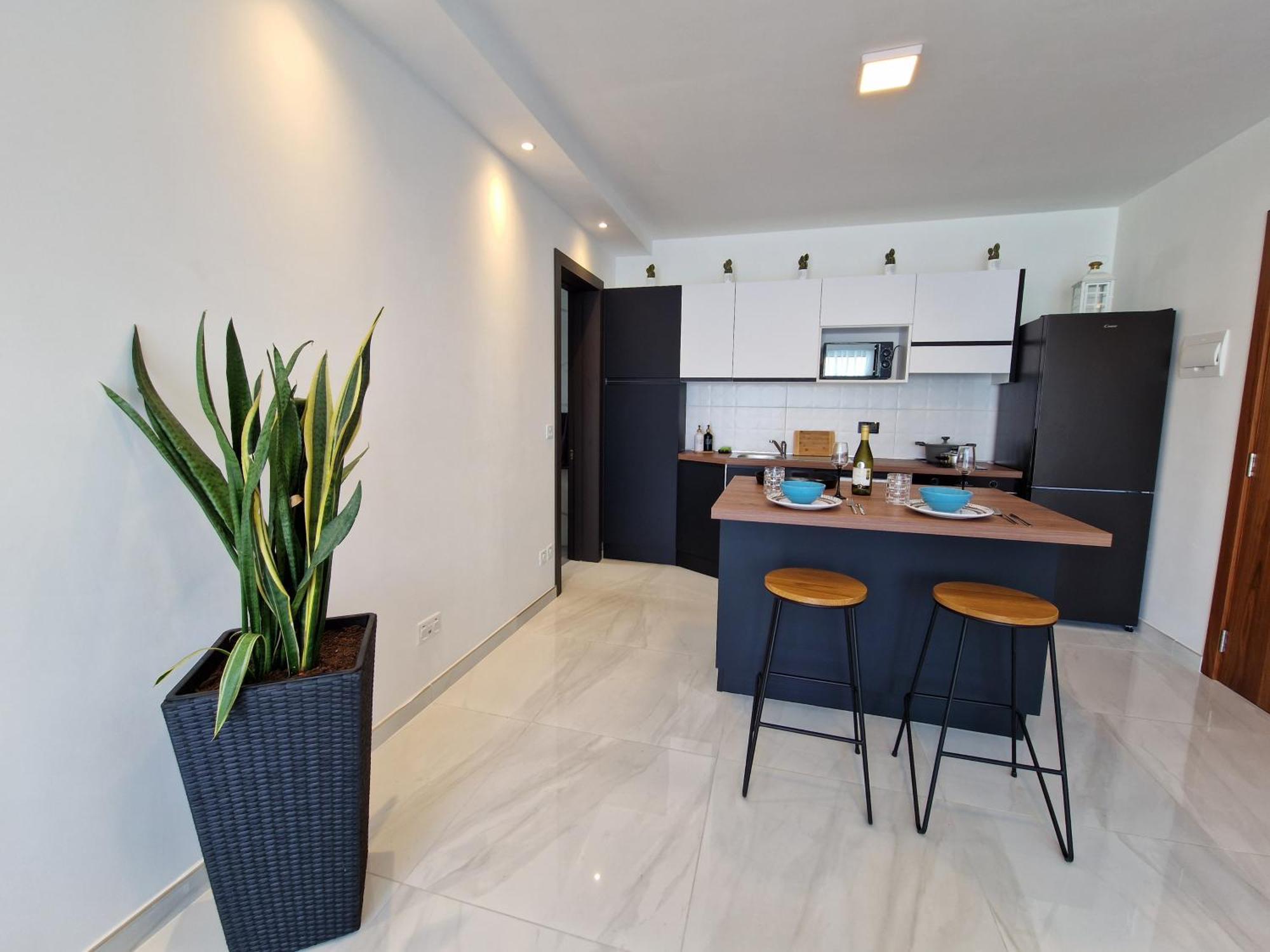 Sea View New Penthouse Terrace & Garage Parking Apartment St. Paul's Bay Ngoại thất bức ảnh